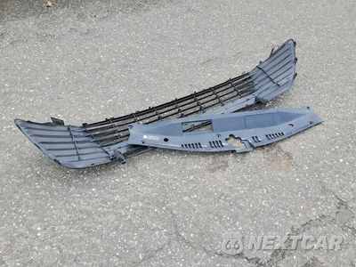 Zdjęcie 12 z 13 samochodu: 2020 TOYOTA CAMRY LE VIN:4T1C31AK0LU540502 - miniatura