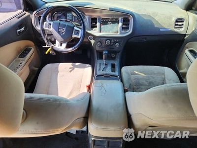 Zdjęcie 8 z 12 samochodu: 2011 DODGE CHARGER VIN:2B3CL3CG2BH514253 - miniatura
