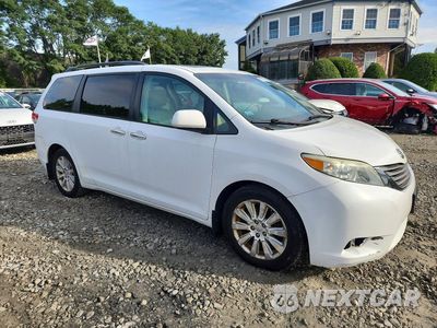 Czwarte zdjęcie samochodu z boku: 2011 TOYOTA SIENNA XLE 7-PASSENGER VIN:5TDDK3DC7BS021509 - miniatura