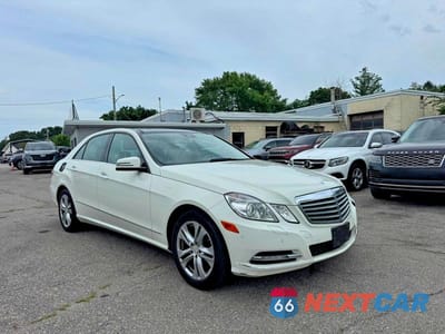 2011 MERCEDES-BENZ E 350 4MATIC WDDHF8HB7BA349889 - główne zdjęcie licytacji z USA - miniatura