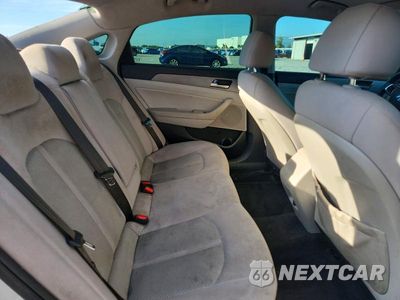 Zdjęcie 10 z 12 samochodu: 2018 HYUNDAI SONATA SEL VIN:5NPE34AF1JH647132 - miniatura
