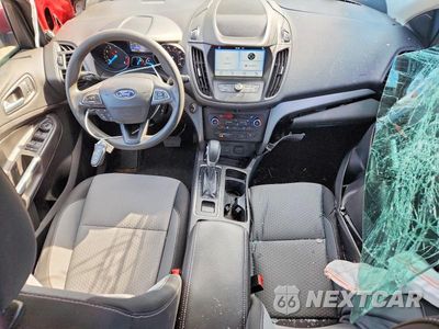 Zdjęcie 8 z 13 samochodu: 2019 FORD ESCAPE SE VIN:1FMCU9GDXKUA84415 - miniatura