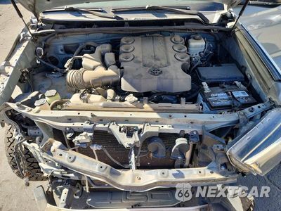 Zdjęcie 12 z 14 samochodu: 2017 TOYOTA 4RUNNER TRD PRO VIN:JTEBU5JR0H5461071 - miniatura