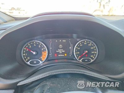 Zdjęcie 9 z 12 samochodu: 2018 JEEP RENEGADE LATITUDE VIN:ZACCJABB0JPH92564 - miniatura