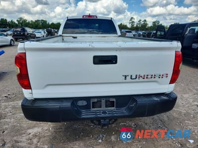 Zdjęcie 6 z 12 samochodu: 2020 TOYOTA TUNDRA SR VIN:5TFTY5F17LX011219 - miniatura