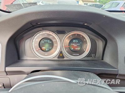 Zdjęcie 9 z 12 samochodu: 2013 VOLVO S60 T5 VIN:YV1612FH7D2221289 - miniatura