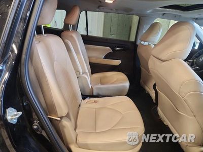 Zdjęcie 11 z 14 samochodu: 2020 TOYOTA HIGHLANDER HYBRID XLE VIN:5TDGBRCH3LS505398 - miniatura
