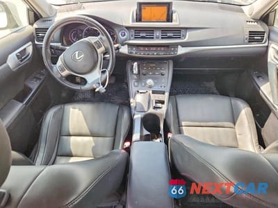 Zdjęcie 8 z 12 samochodu: 2012 LEXUS CT 200 VIN:JTHKD5BHXC2056306 - miniatura