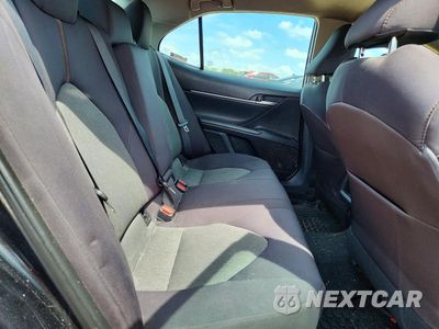 Zdjęcie 10 z 12 samochodu: 2019 TOYOTA CAMRY LE VIN:4T1B11HKXKU813628 - miniatura