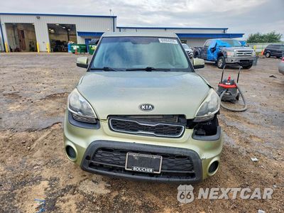 Piąte zdjęcie samochodu w środku: 2012 KIA SOUL + VIN:KNDJT2A63C7372695 - miniatura