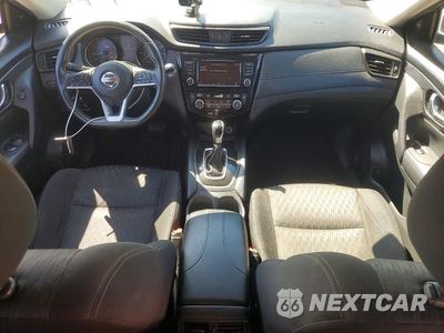 Zdjęcie 8 z 13 samochodu: 2019 NISSAN ROGUE SV VIN:KNMAT2MV6KP559219 - miniatura
