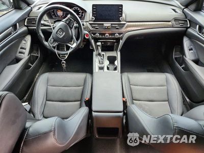 Zdjęcie 8 z 12 samochodu: 2020 HONDA ACCORD SPORT VIN:1HGCV1F33LA087141 - miniatura