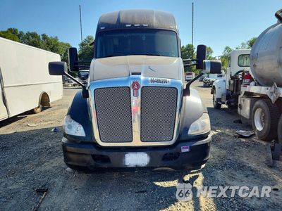 Piąte zdjęcie samochodu w środku: 2022 KENWORTH CONSTRUCTI - SEMI TRUCK VIN:1XKYDP9X3NJ100731 - miniatura