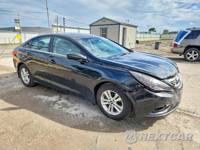 Czwarte zdjęcie samochodu z boku: 2012 HYUNDAI SONATA GLS VIN:5NPEB4AC9CH463052 - miniatura
