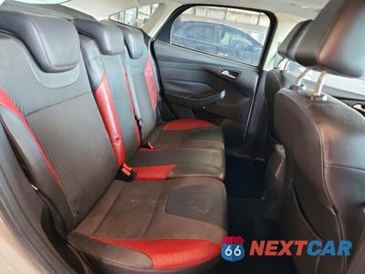 Zdjęcie 10 z 12 samochodu: 2014 FORD FOCUS TREND VIN:WF0HP4L20E4105430 - miniatura