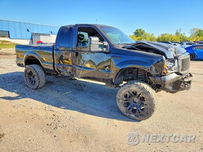 Czwarte zdjęcie samochodu z boku: 2005 FORD F250 SUPER DUTY VIN:1FTSX21P95EB00779 - miniatura