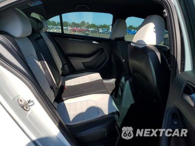 Zdjęcie 10 z 12 samochodu: 2015 VOLKSWAGEN JETTA SE VIN:3VWD17AJXFM346963 - miniatura