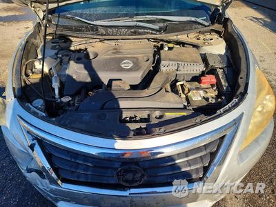 Zdjęcie 11 z 12 samochodu: 2015 NISSAN ALTIMA 2.5 S VIN:1N4AL3AP1FC124462 - miniatura