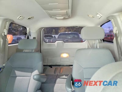 Zdjęcie 10 z 13 samochodu: 2010 CHRYSLER TOWN & COUNTRY TOURING VIN:2A4RR5D10AR413213 - miniatura