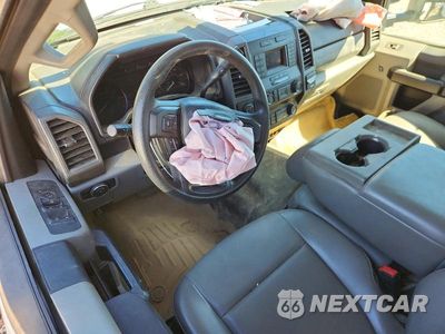 Zdjęcie 8 z 12 samochodu: 2021 FORD F350 SUPER DUTY VIN:1FD8W3H66MED15210 - miniatura
