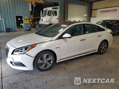 2016 HYUNDAI SONATA HYBRID LIMITED KMHE34L17GA015717 - główne zdjęcie licytacji z USA - miniatura