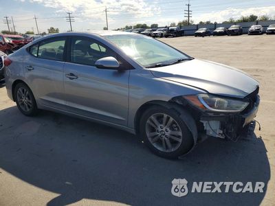 Czwarte zdjęcie samochodu z boku: 2017 HYUNDAI ELANTRA SE VIN:5NPD84LF6HH043385 - miniatura