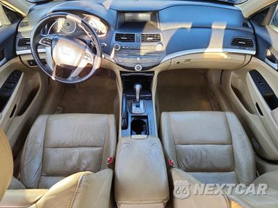 Zdjęcie 8 z 12 samochodu: 2012 HONDA ACCORD SE VIN:1HGCP2F69CA137082 - miniatura