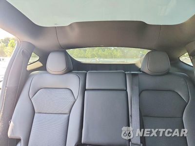 Zdjęcie 10 z 14 samochodu: 2026 TESLA MODEL Y VIN:7SAYGDEE1TA693886 - miniatura