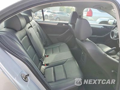 Zdjęcie 10 z 12 samochodu: 2013 VOLKSWAGEN JETTA SE VIN:3VWDP7AJ7DM455084 - miniatura