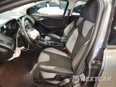 Zdjęcie 7 z 12 samochodu: 2014 FORD FOCUS SE VIN:1FADP3K28EL291971 - miniatura