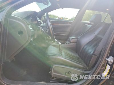 Zdjęcie 7 z 12 samochodu: 2019 CHRYSLER 300 S VIN:2C3CCAGGXKH556445 - miniatura