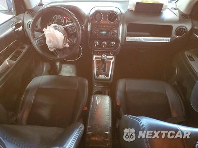 Zdjęcie 8 z 13 samochodu: 2014 JEEP COMPASS LATITUDE VIN:1C4NJDEB5ED521686 - miniatura