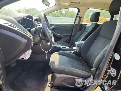 Zdjęcie 7 z 12 samochodu: 2018 FORD FOCUS SE VIN:1FADP3K20JL305078 - miniatura