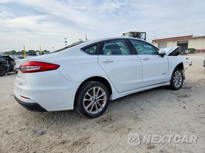 Trzecie zdjęcie samochodu z tyłu: 2019 FORD FUSION SE VIN:3FA6P0LU6KR112041 - miniatura