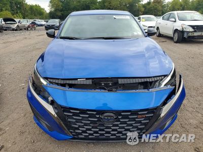 Piąte zdjęcie samochodu w środku: 2025 NISSAN ALTIMA SR VIN:1N4BL4CV9SN340077 - miniatura