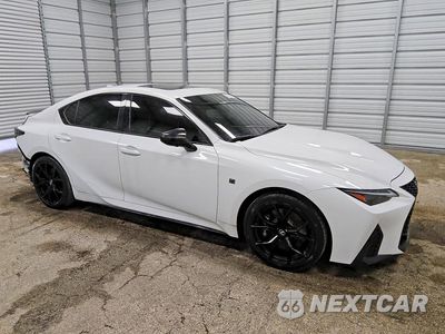 Czwarte zdjęcie samochodu z boku: 2025 LEXUS IS 500 F SPORT PERFORMANCE PREMIUM VIN:JTHAP1D27S5007520 - miniatura