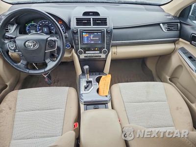 Zdjęcie 8 z 12 samochodu: 2014 TOYOTA CAMRY HYBRID XLE VIN:4T1BD1FK3EU098853 - miniatura