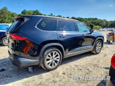 Trzecie zdjęcie samochodu z tyłu: 2024 TOYOTA GRAND HIGHLANDER LIMITED VIN:5TDAAAB57RS016061 - miniatura