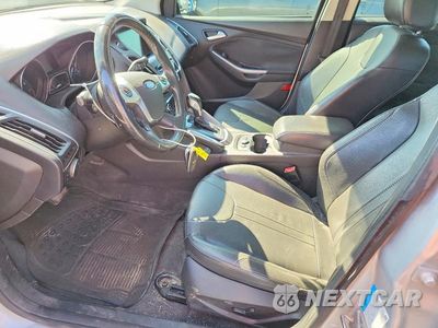 Zdjęcie 7 z 12 samochodu: 2013 FORD FOCUS TITANIUM VIN:1FADP3N2XDL200208 - miniatura