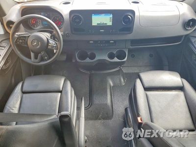 Zdjęcie 8 z 14 samochodu: 2024 MERCEDES-BENZ SPRINTER 3500 VIN:W1Y5NCHY7RT178286 - miniatura