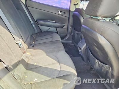 Zdjęcie 10 z 12 samochodu: 2018 KIA OPTIMA LX VIN:5XXGT4L37JG189863 - miniatura
