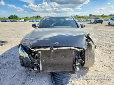 Piąte zdjęcie samochodu w środku: 2020 MERCEDES-BENZ E 350 VIN:W1KZF8DB5LA837542 - miniatura
