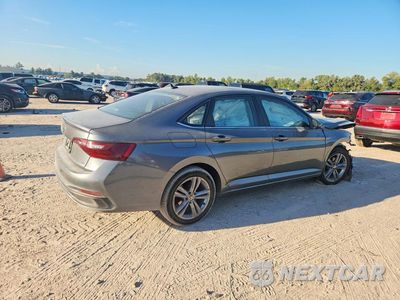 Trzecie zdjęcie samochodu z tyłu: 2024 VOLKSWAGEN JETTA SE VIN:3VW7M7BU9RM014143 - miniatura