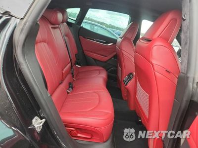 Zdjęcie 11 z 13 samochodu: 2022 MASERATI LEVANTE BASE VIN:ZN661XUA4NX384719 - miniatura