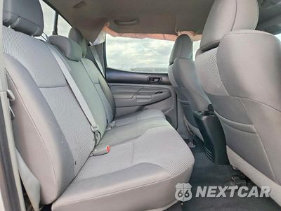 Zdjęcie 10 z 12 samochodu: 2015 TOYOTA TACOMA V6 VIN:3TMLU4EN1FM204342 - miniatura