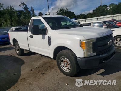 Czwarte zdjęcie samochodu z boku: 2017 FORD F250 SUPER DUTY VIN:1FTBF2A67HEB14615 - miniatura