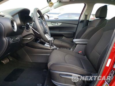 Zdjęcie 7 z 12 samochodu: 2019 KIA FORTE LXS VIN:3KPF24ADXKE037015 - miniatura