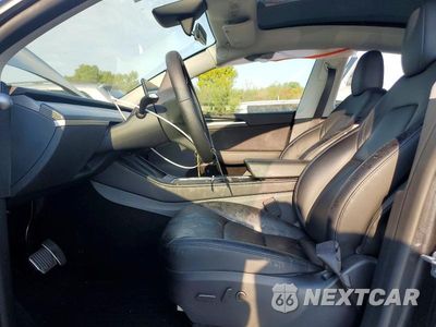 Zdjęcie 7 z 12 samochodu: 2025 TESLA MODEL Y VIN:7SAYGDED0SF257605 - miniatura