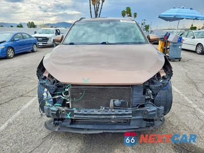 Piąte zdjęcie samochodu w środku: 2016 HYUNDAI TUCSON SE VIN:KM8J33A42GU186895 - miniatura