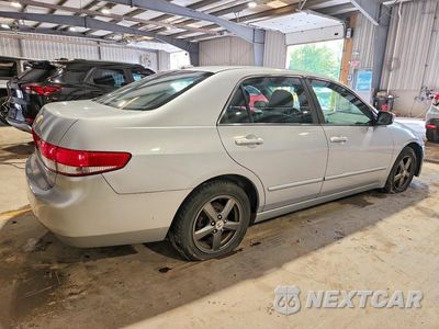 Trzecie zdjęcie samochodu z tyłu: 2004 HONDA ACCORD EX VIN:1HGCM56874A120004 - miniatura
